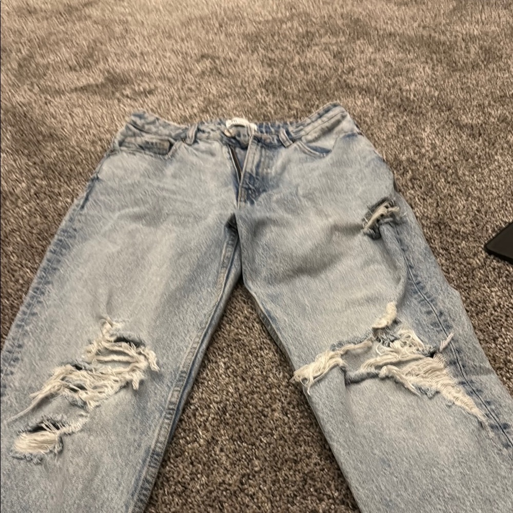 Zara Women's Denim Jeans in Classic Blue